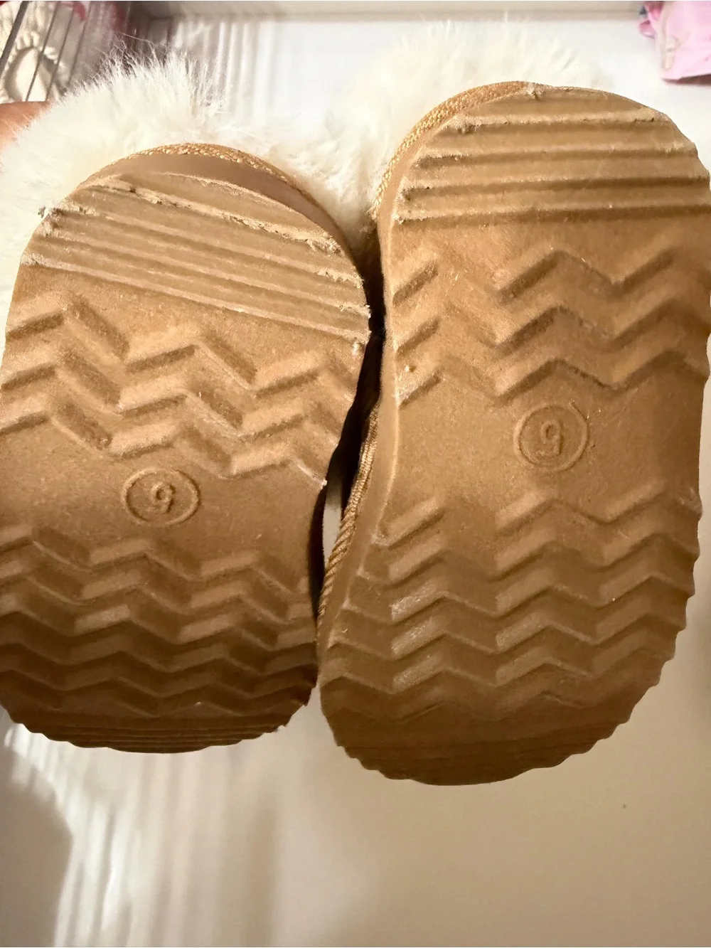 Cozy Faux Fur Lined Slippers in Chestnut